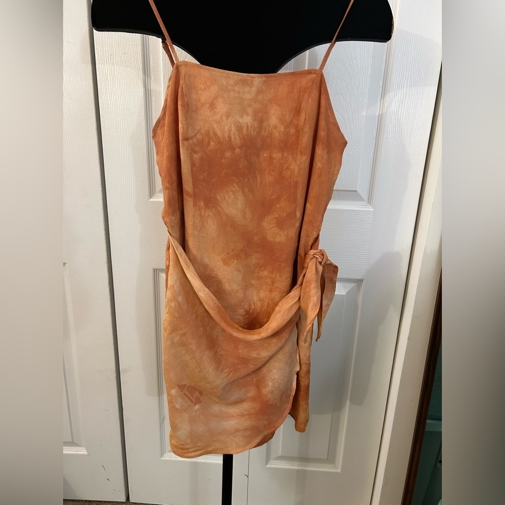 Gorgeous E & M tye dye wrap waist dress
